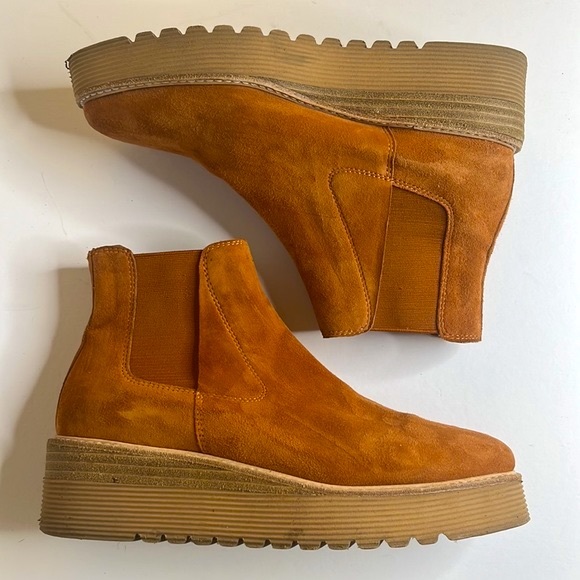 Anthropologie silent D red suede platform boots FLAWED - Picture 3 of 12